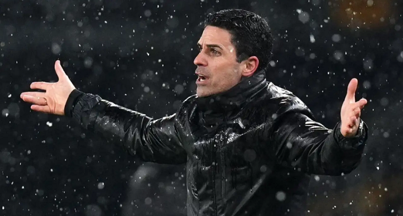 var-gay-tranh-cai-khi-arsenal-khong-duoc-huong-phat-den